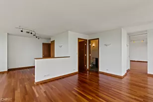 330 W Diversey Pkwy, Chicago, IL 60657 - Photo 14
