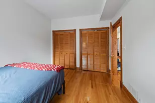 846 W Newport Ave, Chicago, IL 60657 - Photo 12