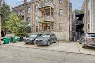 846 W Newport Ave, Chicago, IL 60657 - Photo 18