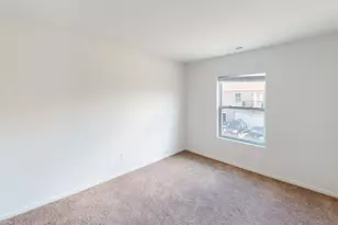 1281 Comiskey Ave, North Aurora, IL 60542 - Photo 14