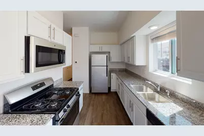 1281 Comiskey Avenue, North Aurora, IL 60542 - Photo 2