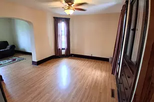 426 Pine St, Kewanee, IL 61443 - Photo 12