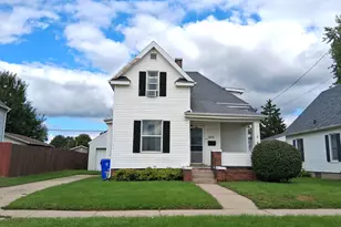 426 Pine St, Kewanee, IL 61443 - Photo 4
