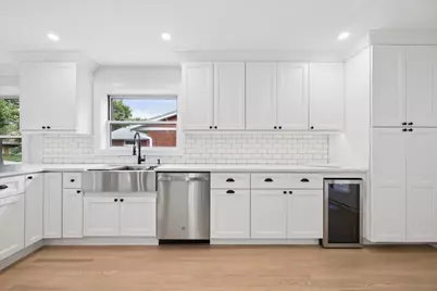 1425 Stonegate Road, La Grange Park, IL 60526 - Photo 12