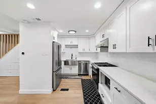 1915 N Cleveland Ave, Chicago, IL 60614 - Photo 10