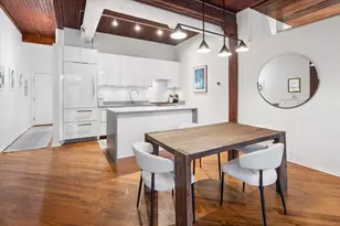 2021 W Willow St, Chicago, IL 60647 - Photo 6
