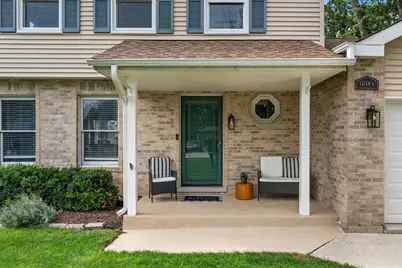 6114 1/2 Leonard Avenue, Downers Grove, IL 60515 - Photo 2