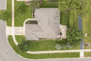 781 Arrowhead Dr, Yorkville, IL 60560 - Photo 10