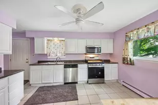 213 Edgemont St, Mundelein, IL 60060 - Photo 8