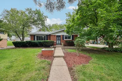 213 Edgemont Street, Mundelein, IL 60060 - Photo 1