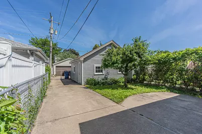 5837 N Marmora Avenue, Chicago, IL 60646 - Photo 34