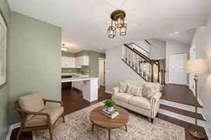 2S756 Timber Dr, Warrenville, IL 60555 - Photo 6