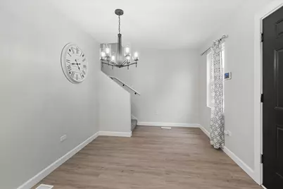 1611 E Washington Street, Joliet, IL 60433 - Photo 10