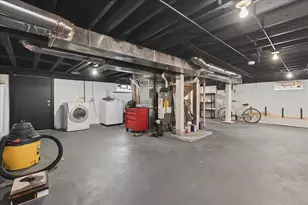 1611 E Washington St, Joliet, IL 60433 - Photo 18