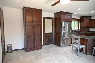 19079 N 25 East Rd, Danvers, IL 61732 - Photo 8