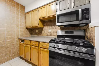 1080 Knoll Lane #107, Hoffman Estates, IL 60169 - Photo 8