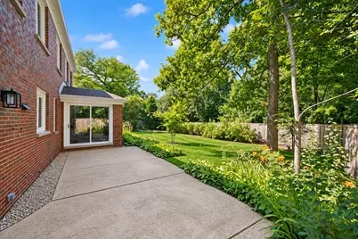 723 De Tamble Avenue, Highland Park, IL 60035 - Photo 24