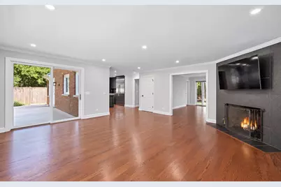 723 De Tamble Avenue, Highland Park, IL 60035 - Photo 8