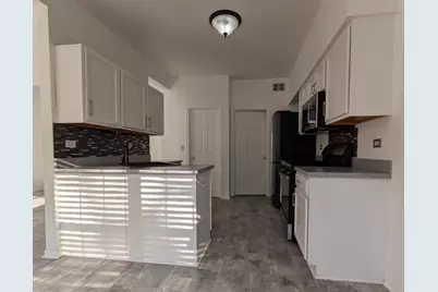 2551 Oak Tree Lane #2551, Plainfield, IL 60586 - Photo 2