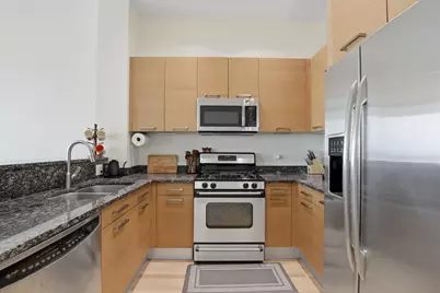 500 W Superior Street #1010, Chicago, IL 60654 - Photo 8