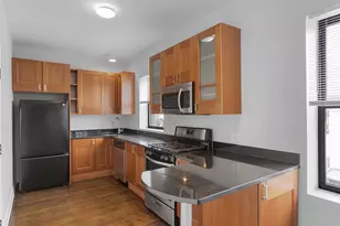 7528 N Seeley Ave, Chicago, IL 60645 - Photo 6
