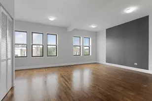7528 N Seeley Ave, Chicago, IL 60645 - Photo 2
