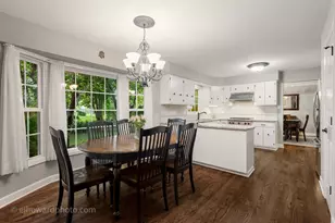 1110 E Gartner Rd, Naperville, IL 60540 - Photo 12