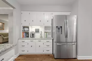 1110 E Gartner Rd, Naperville, IL 60540 - Photo 10