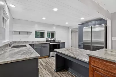 1080 W Jackson Street, Belvidere, IL 61008 - Photo 10