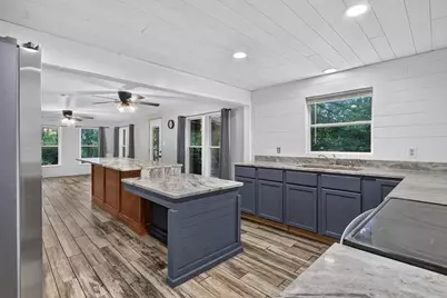 1080 W Jackson Street, Belvidere, IL 61008 - Photo 12