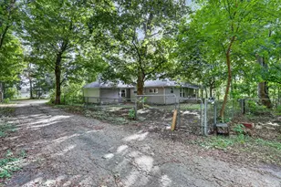 1080 W Jackson St, Belvidere, IL 61008 - Photo 30