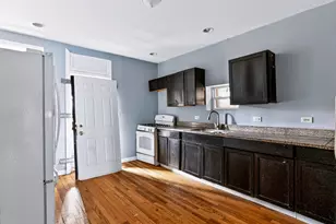 7838 S Paulina St, Chicago, IL 60620 - Photo 10