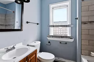 7838 S Paulina St, Chicago, IL 60620 - Photo 8