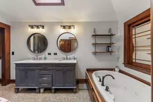 390 S Kenilworth Ave, Glen Ellyn, IL 60137 - Photo 14