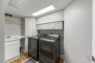 390 S Kenilworth Ave, Glen Ellyn, IL 60137 - Photo 24