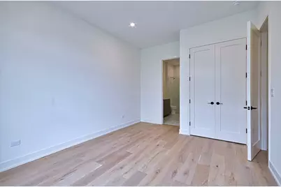 258 Addison Avenue, Elmhurst, IL 60126 - Photo 6
