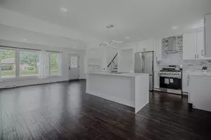1321 Marcy Ln, Wheeling, IL 60090 - Photo 2
