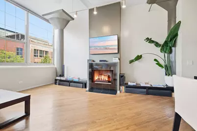 1801 W Larchmont Avenue #214, Chicago, IL 60613 - Photo 6