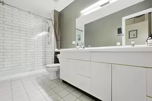 1801 W Larchmont Ave, Chicago, IL 60613 - Photo 10