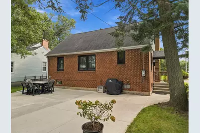 616 W 11th Street, Sterling, IL 61081 - Photo 28