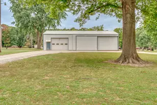 300 S Jefferson St, Kell, IL 62853 - Photo 12