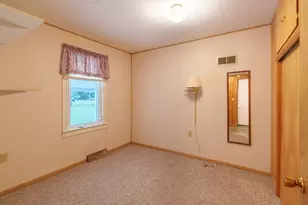 300 S Jefferson St, Kell, IL 62853 - Photo 28