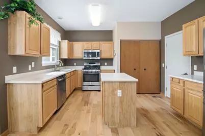 1561 W Cadillac Circle, Romeoville, IL 60446 - Photo 8