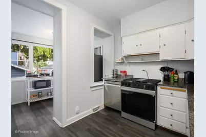 3847 N Spaulding Avenue, Chicago, IL 60618 - Photo 10