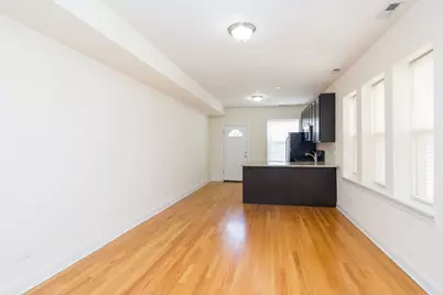 2035 W Arthur Avenue #3E, Chicago, IL 60645 - Photo 6