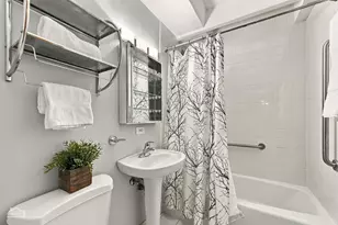 1862 Sherman Ave, Evanston, IL 60201 - Photo 14