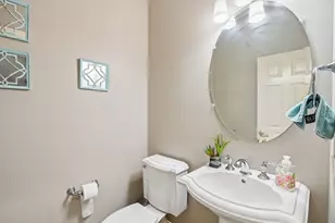 343 Arbor Glen Blvd, Schaumburg, IL 60195 - Photo 16