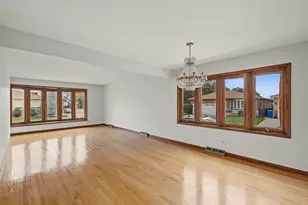 4700 N Chester Ave, Chicago, IL 60656 - Photo 4