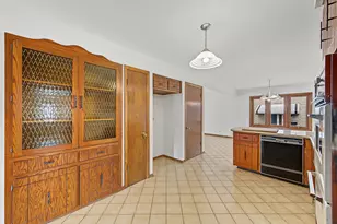 4700 N Chester Ave, Chicago, IL 60656 - Photo 6