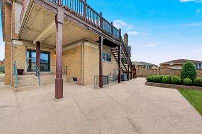 4700 N Chester Avenue, Chicago, IL 60656 - Photo 2